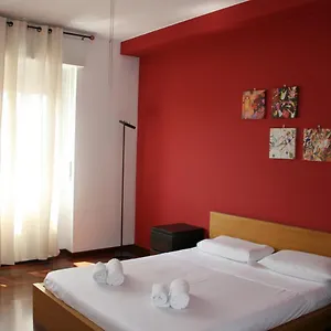 Appartamento Casa Kandinsky - 10 Minuti Da Aeroporto Di Linate, Milano